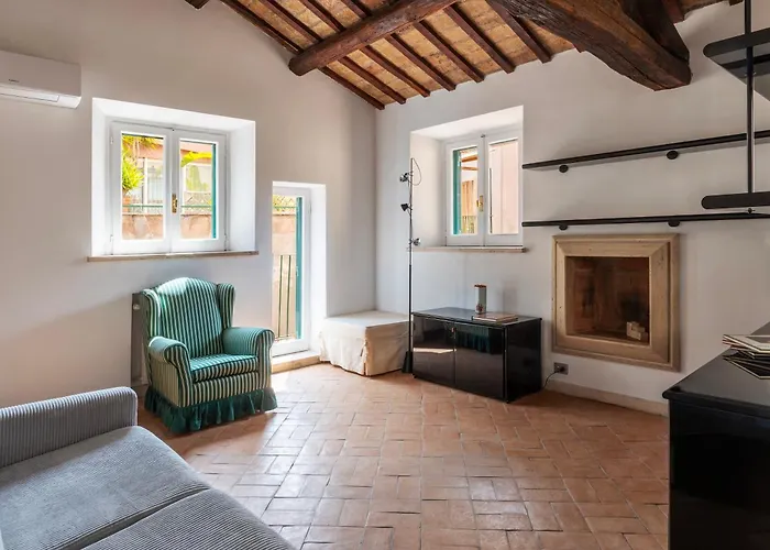 Апартаменты Crociferi 15 - Fromhometorome Рим